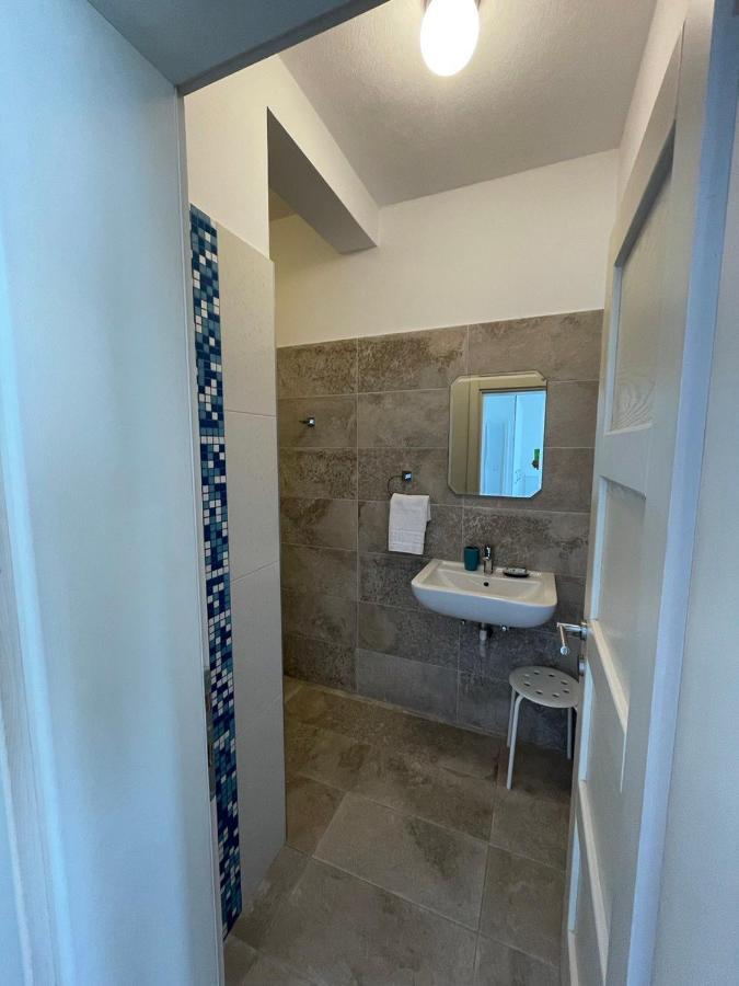 Two Palms Apartment Sutomore Buitenkant foto